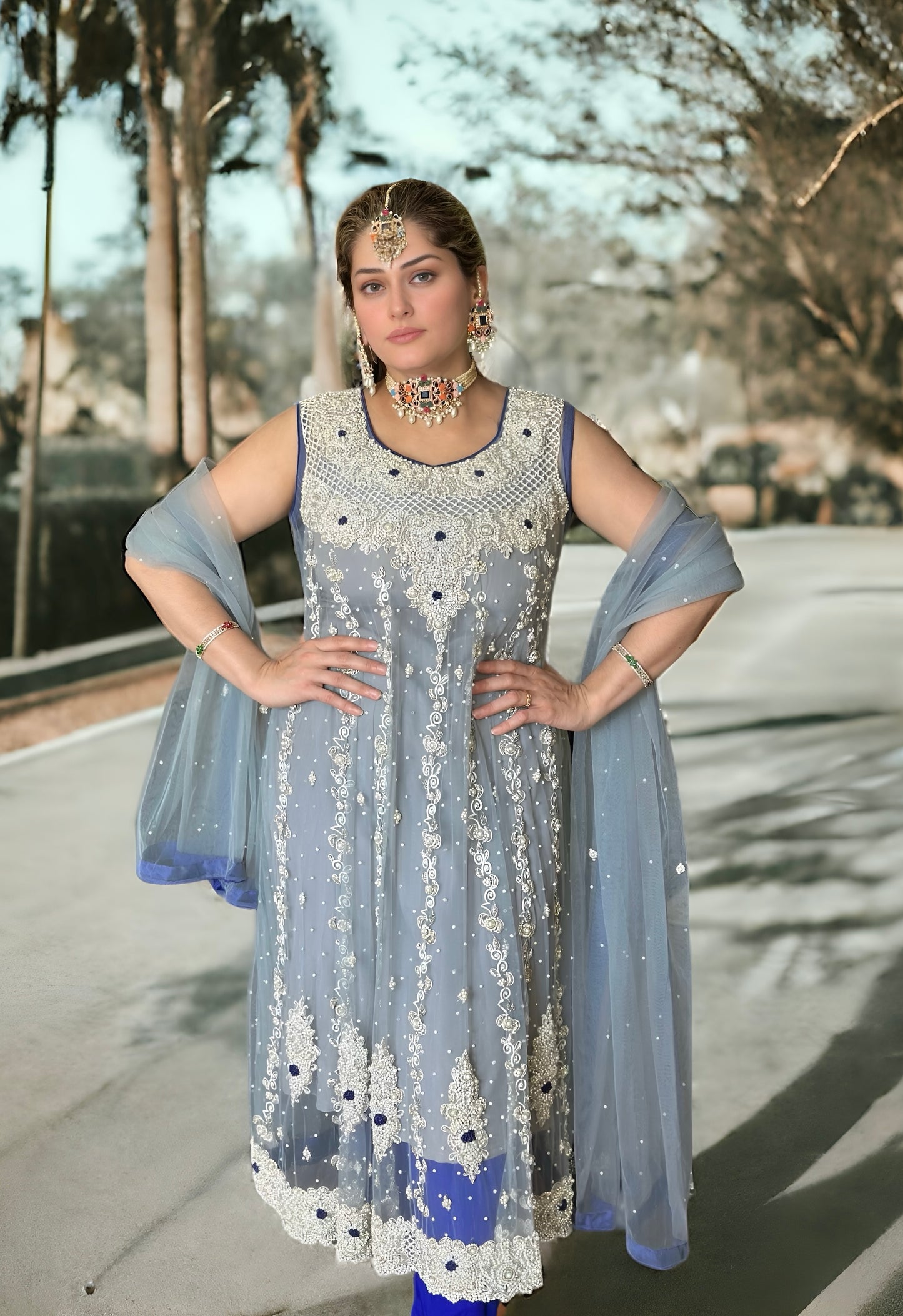 Luxurious Three-Piece Fancy Suit with Nakshi and Dabka Embellishments